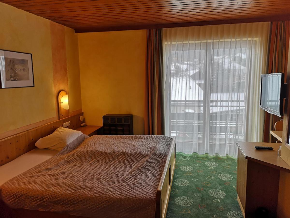 Hotel Wirt Z'Minsta Altmünster Exteriör bild